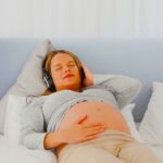 4 Essential Things to Do Every 60 Minutes During Labor